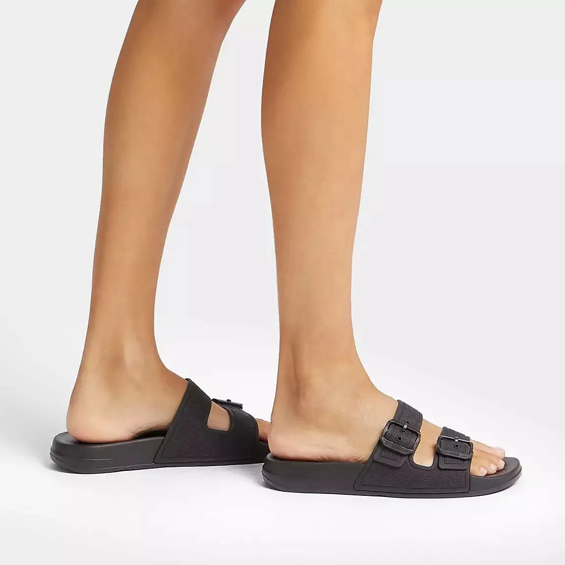 Fitflop Women’s Iquishon Two-Bar Buckle Slides Black