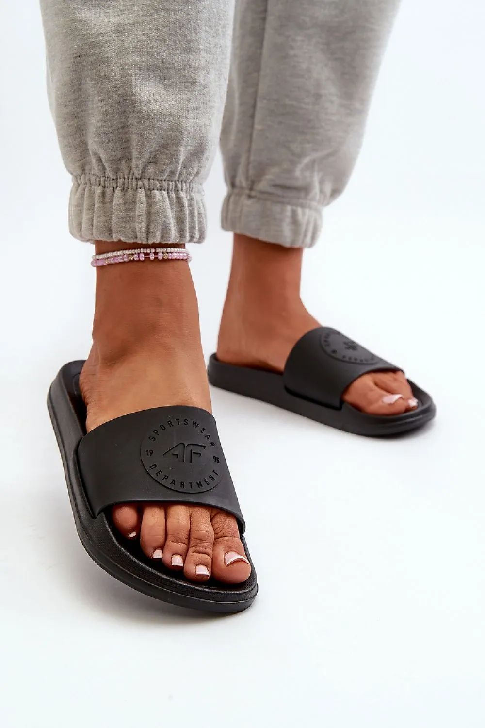 Flip-flops model 198611 Step in style