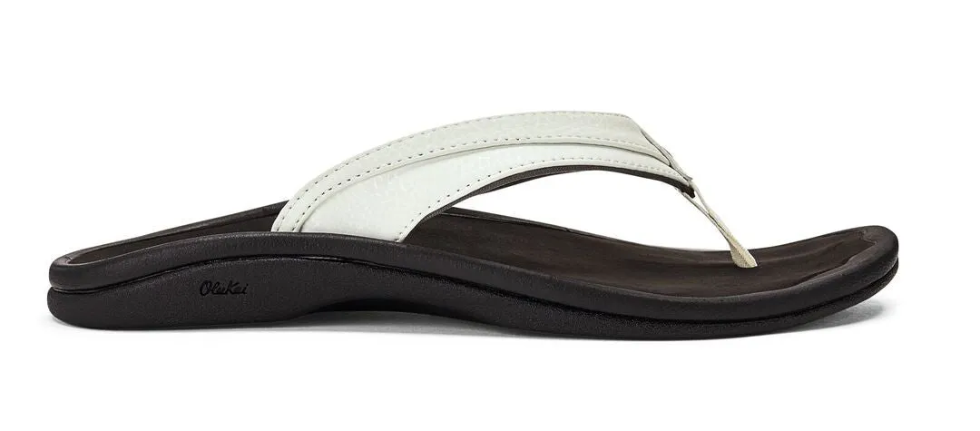 Olukai Women's Ohana Sandal White/Black