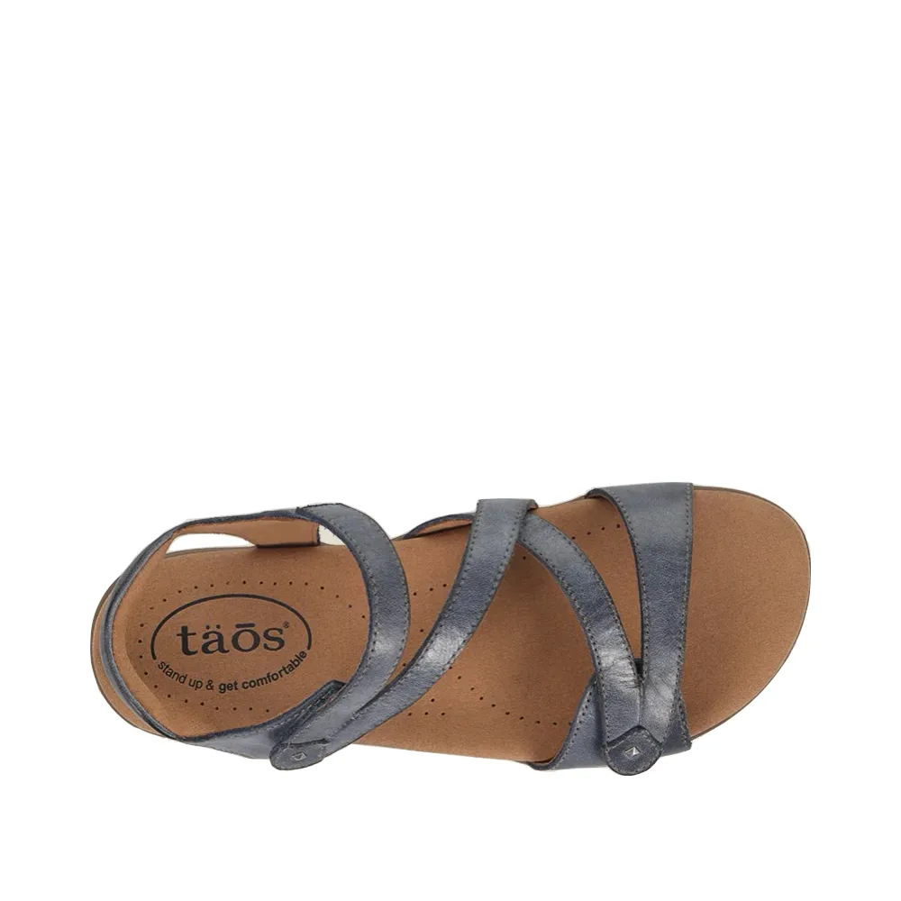 Taos Women's Big Time Sandal (Dark Blue)