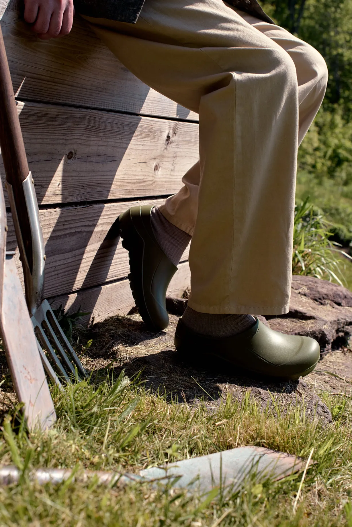 Todd Snyder x Gardenheir Rubber Clogs in Snyder Olive